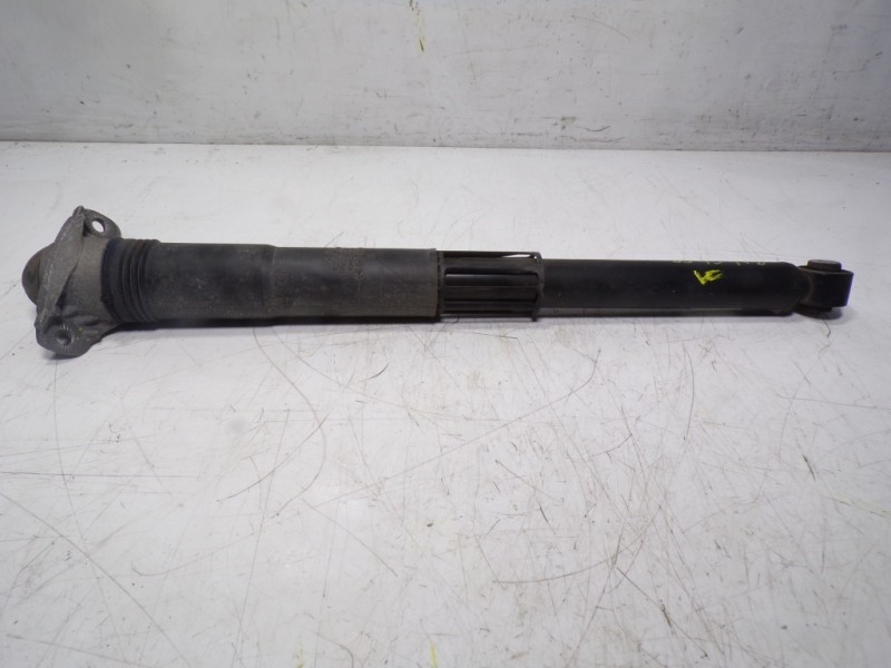 Recambio de amortiguador trasero derecho para skoda octavia combi (nx5) 2.0 tdi referencia OEM IAM 5Q0513049HJ 5Q0513423B 