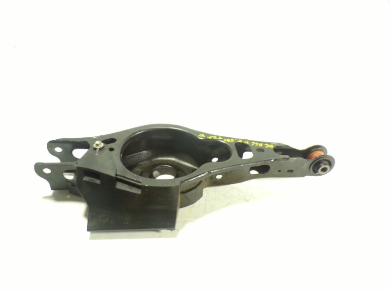Recambio de brazo suspension inferior trasero izquierdo para toyota rav4 hybrid fwd referencia OEM IAM 4873042060 4873042060 