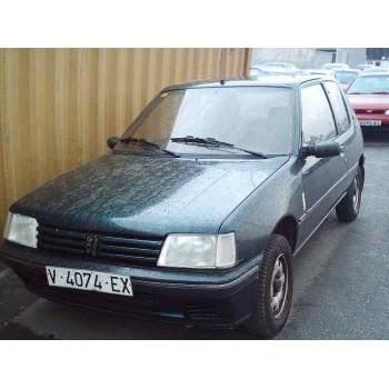 PEUGEOT 205 BERLINA