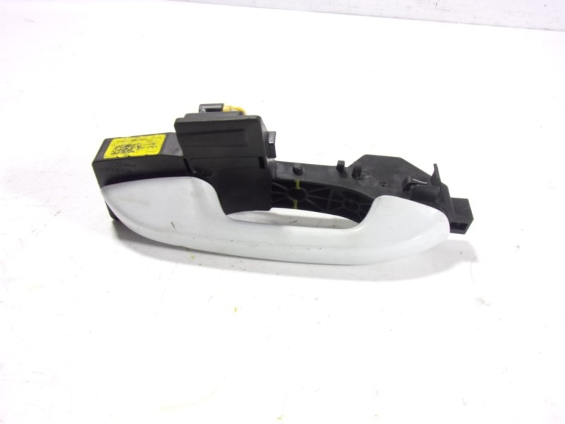 Recambio de maneta exterior delantera derecha para kia ceed 1.6 crdi cat referencia OEM IAM 82661J7010  