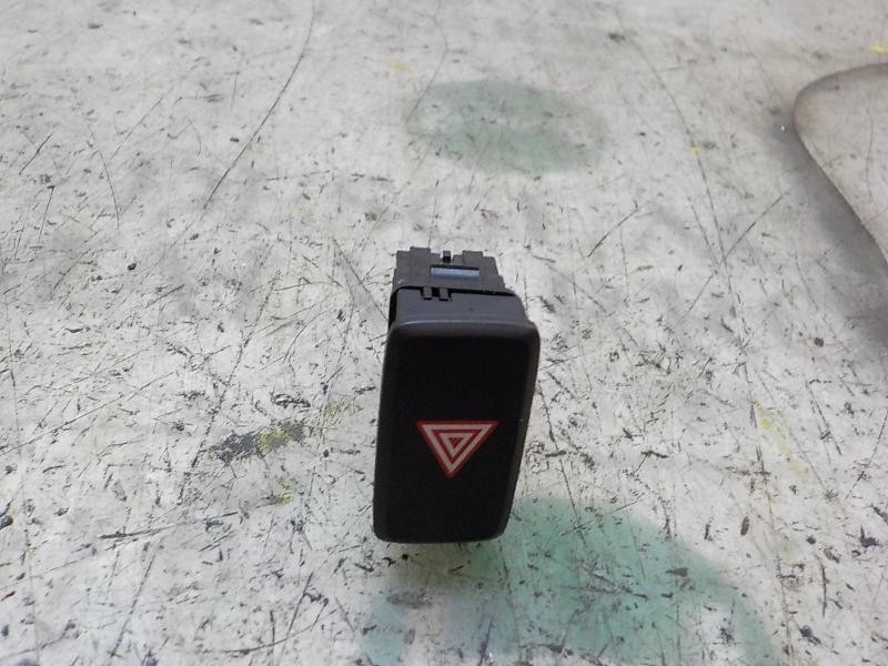 Recambio de warning para kia pro_ceed cat referencia OEM IAM 93790A2000WK  