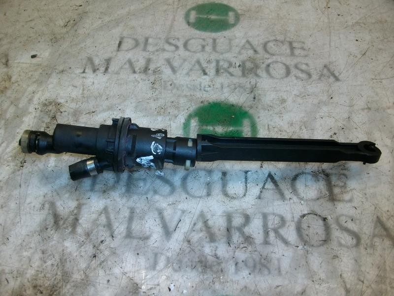 Recambio de bomba embrague para peugeot 207 xt referencia OEM IAM   
