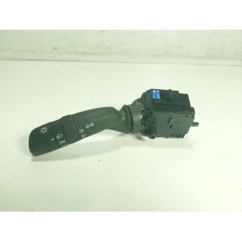 MANDO LUCES 8432902040 B1502D7017J910 