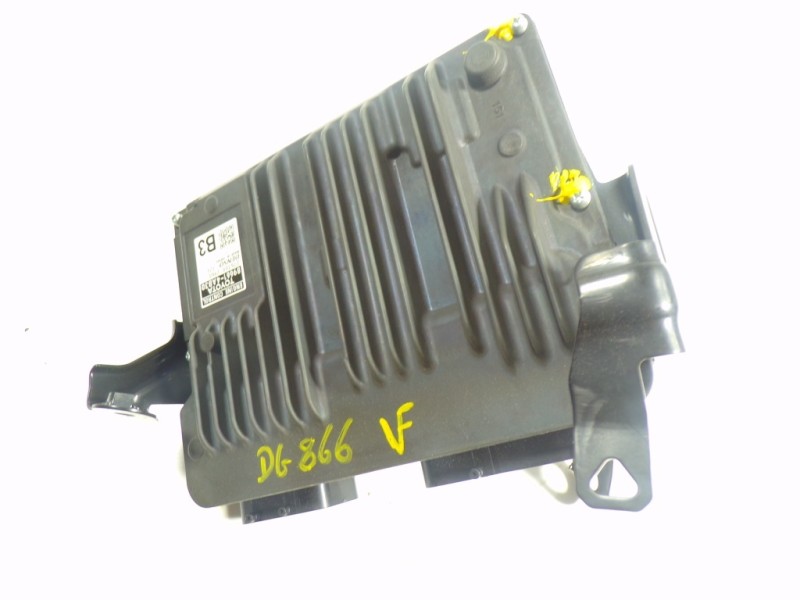 Recambio de centralita motor uce para toyota rav4 hybrid fwd referencia OEM IAM 896614AB30 896614AB30 2763002960