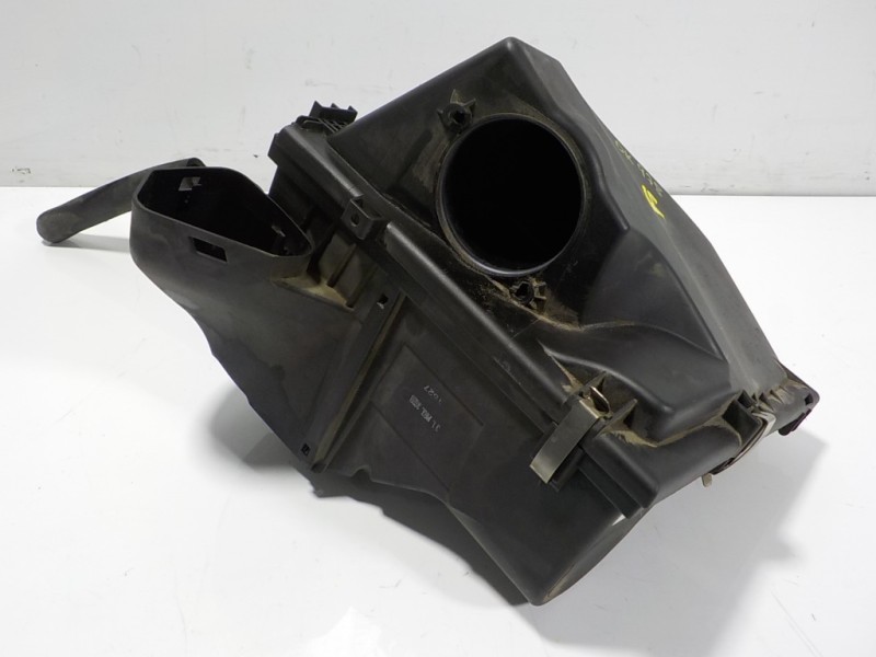 Recambio de filtro aire para bmw serie 3 touring (e91) 2.0 turbodiesel cat referencia OEM IAM 13718512599 1371779746702 
