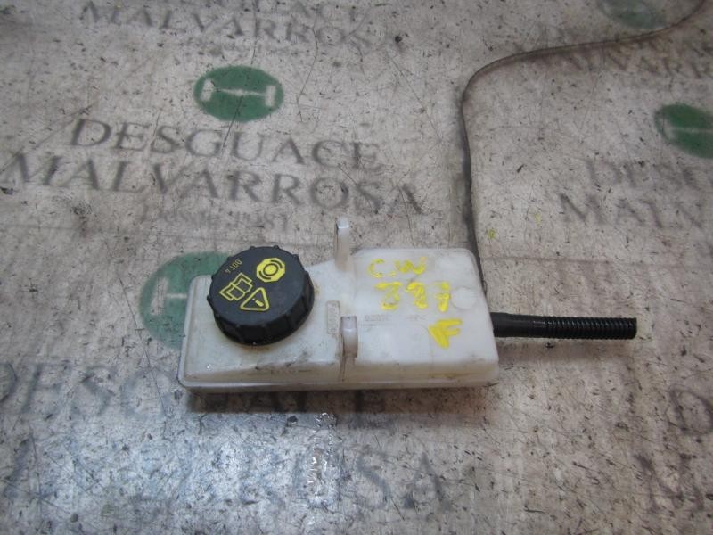 Recambio de deposito servo para ford c-max titanium referencia OEM IAM 1882513  