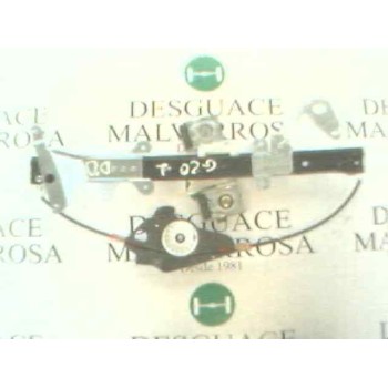 ELEVALUNAS DELANTERO DERECHO 