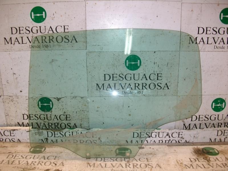 Recambio de cristal puerta trasero izquierdo para peugeot 207 xt referencia OEM IAM   