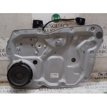 ELEVALUNAS DELANTERO DERECHO 