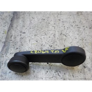 MANETA ELEVALUNAS TRASERA DERECHA 1682662 