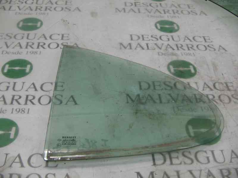 Recambio de cristal puerta trasero izquierdo para renault megane i berlina hatchback (ba0) 1.6 referencia OEM IAM   
