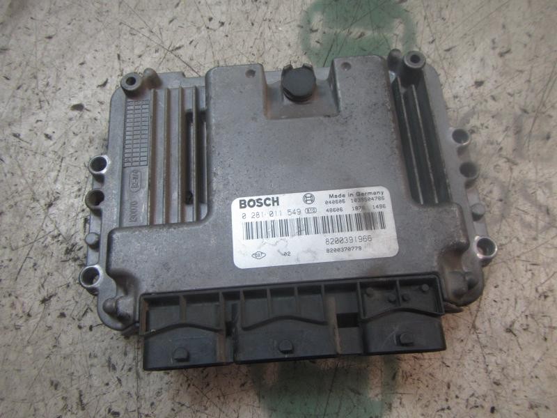 Recambio de centralita motor uce para renault megane ii berlina 3p confort dynamique referencia OEM IAM   