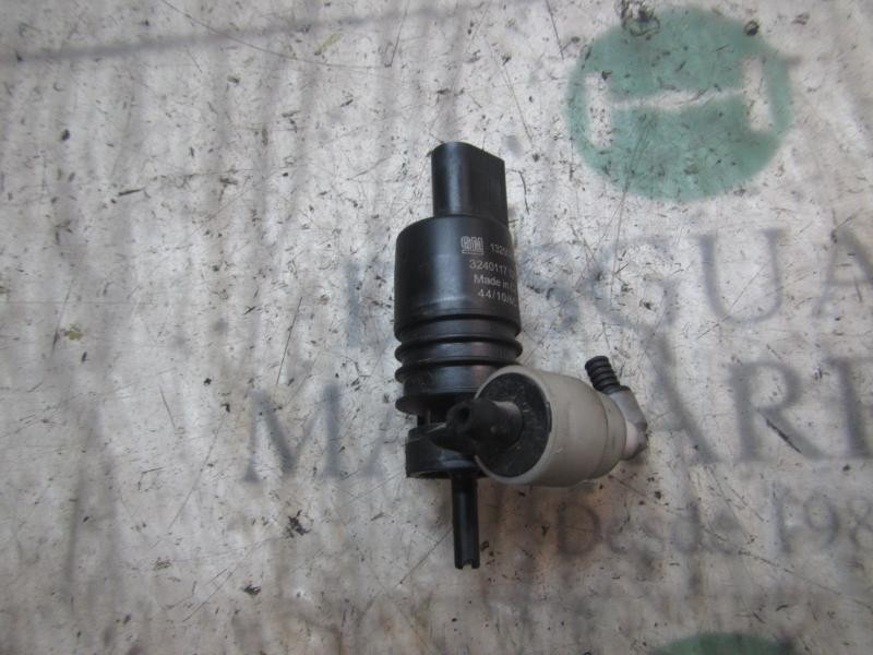 Recambio de bomba limpia para chevrolet cruze hatchback 1.6 cat referencia OEM IAM 13250357 3240117 