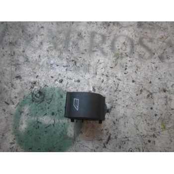 MANDO ELEVALUNAS DELANTERO DERECHO 1746832 