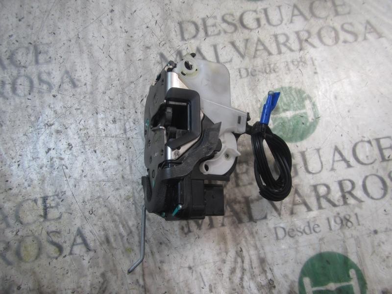 Recambio de cerradura puerta delantera derecha para chevrolet cruze hatchback 1.6 cat referencia OEM IAM 13579523 1358277 