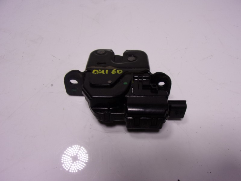 Recambio de cerradura maletero / porton para renault captur 0.9 tce referencia OEM IAM 905039428R  