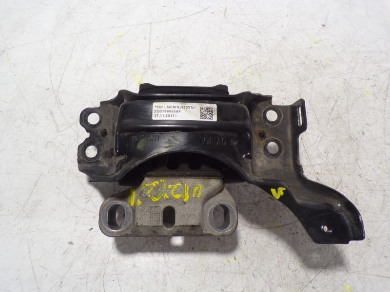 Recambio de soporte motor izquierdo para volkswagen polo 1.0 referencia OEM IAM 2Q0199555AF 2Q0199555AF 