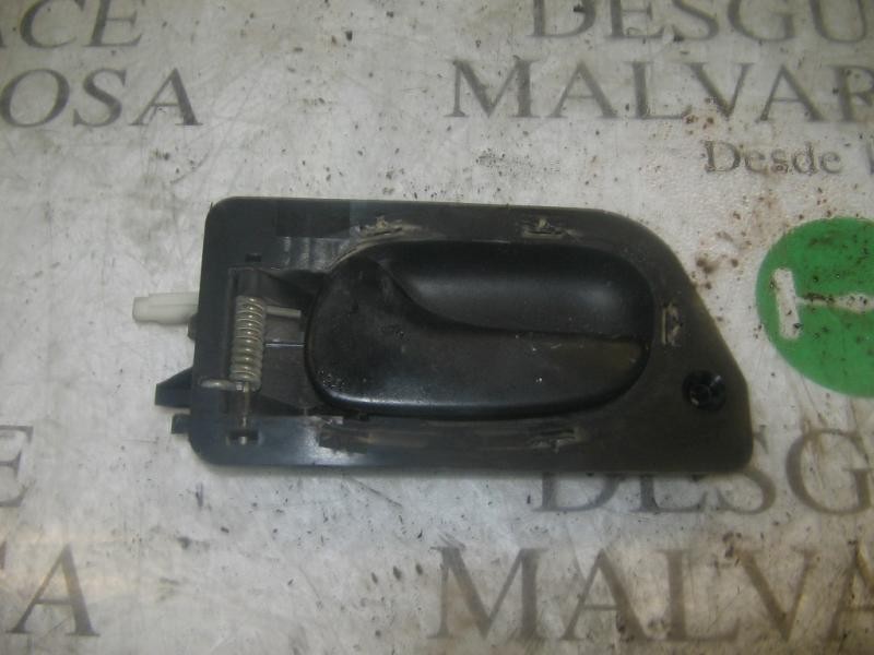 Recambio de maneta interior delantera izquierda para renault laguna (b56) 2.2 d rt (b56f/g) referencia OEM IAM   