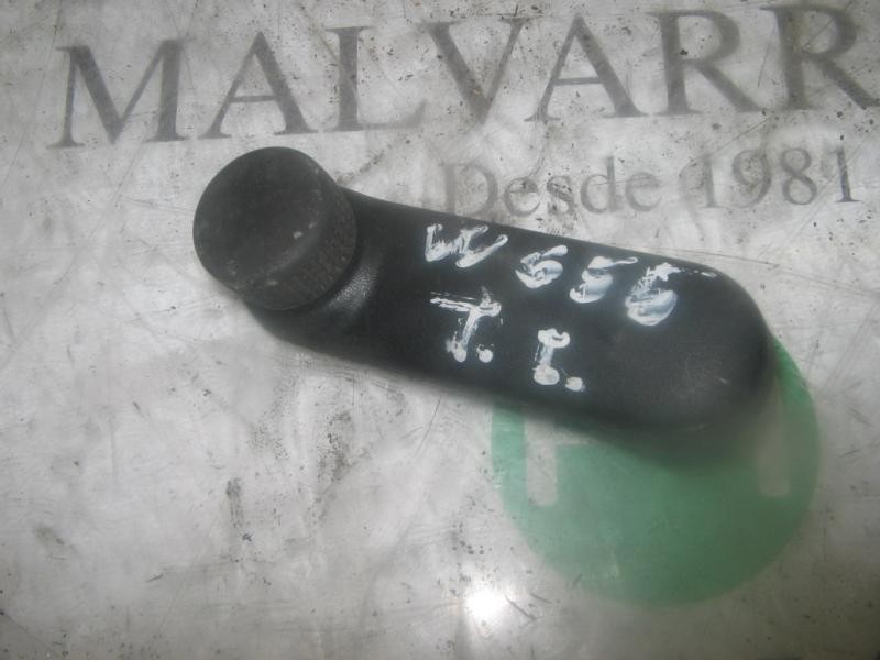 Recambio de maneta elevalunas trasera izquierda para renault laguna (b56) 2.2 d rt (b56f/g) referencia OEM IAM   