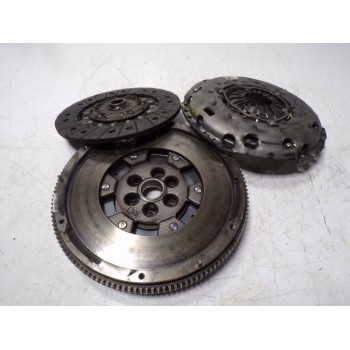 KIT EMBRAGUE 04L141015E 04L141015E 022141031S