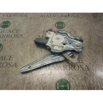 ELEVALUNAS TRASERO DERECHO 