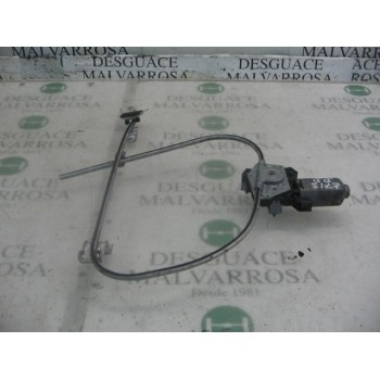 ELEVALUNAS DELANTERO DERECHO 