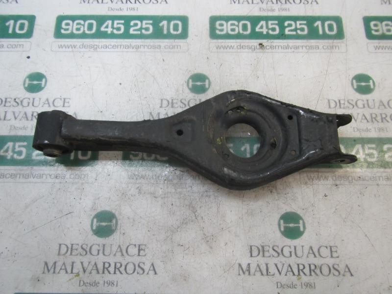 Recambio de brazo suspension inferior trasero derecho para kia pro_ceed crdi cat referencia OEM IAM 552101H100  