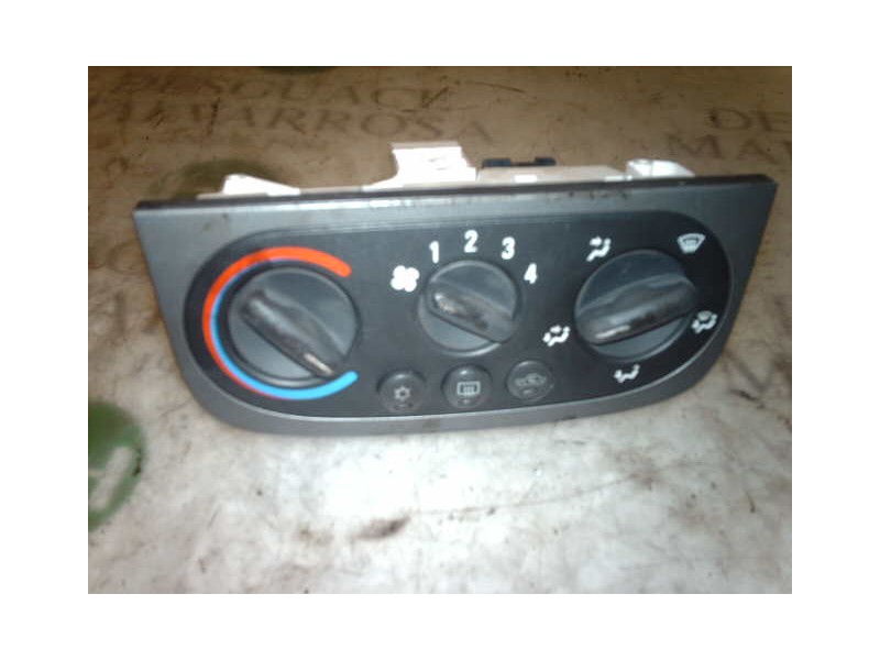 Recambio de mando calefaccion / aire acondicionado para opel corsa c essentia referencia OEM IAM   
