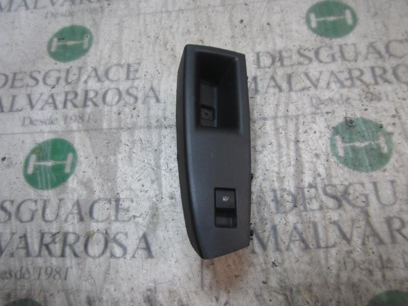 Recambio de mando elevalunas trasero izquierdo para chevrolet cruze hatchback 1.6 cat referencia OEM IAM 20933566  