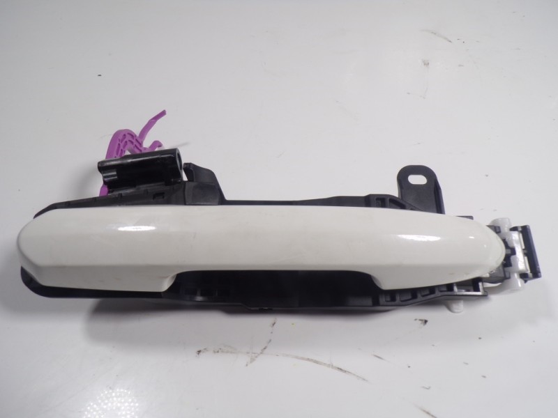 Recambio de maneta exterior trasera derecha para toyota rav4 hybrid fwd referencia OEM IAM 6921142080A0  