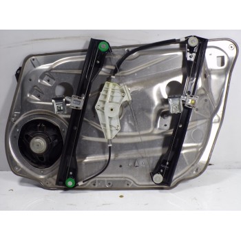 ELEVALUNAS DELANTERO IZQUIERDO A2047200579 A2047600534 