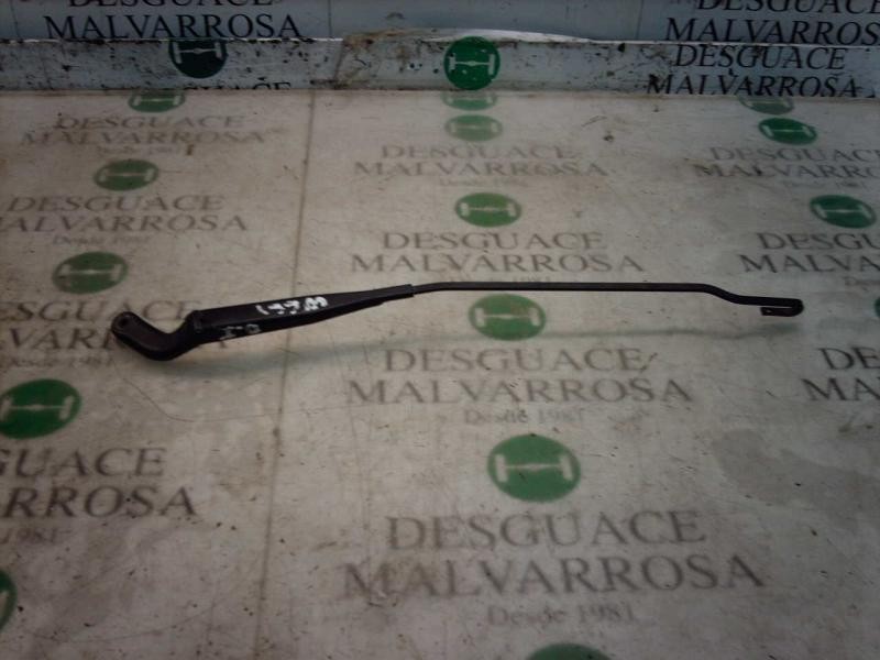 Recambio de brazo limpia delantero izquierdo para citroën xantia berlina 1.6i sx / 1.6 sx referencia OEM IAM   