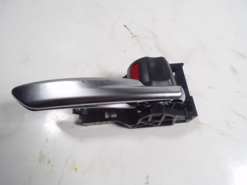 Recambio de maneta interior delantera derecha para toyota rav4 hybrid fwd referencia OEM IAM 6920533140C0  