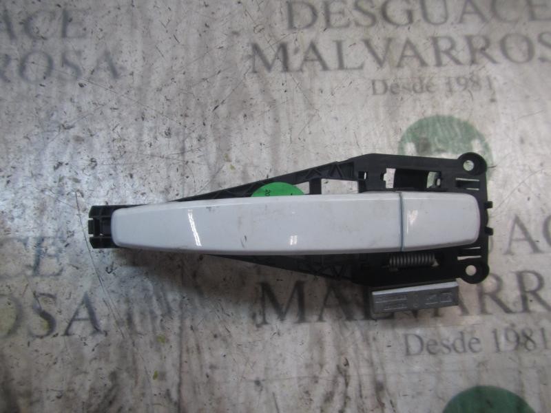 Recambio de maneta exterior delantera derecha para chevrolet cruze hatchback 1.6 cat referencia OEM IAM 13505889  