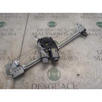 ELEVALUNAS DELANTERO DERECHO 