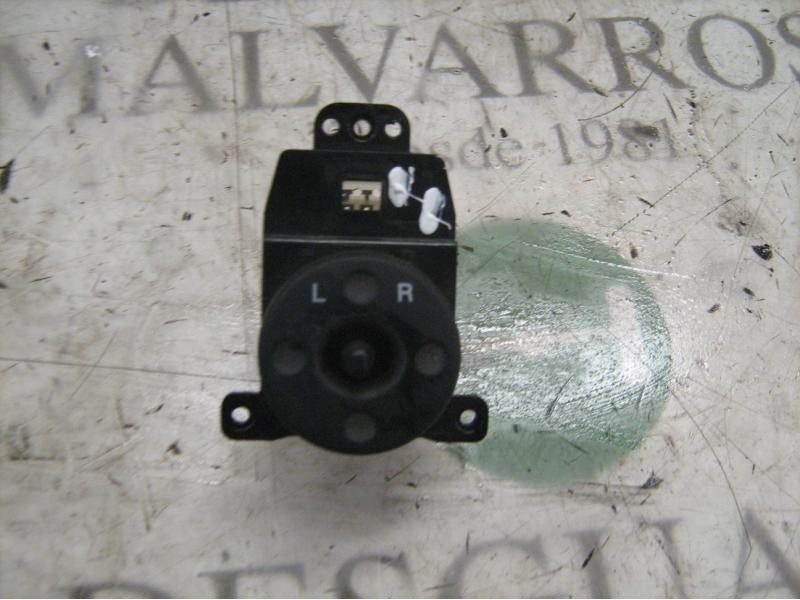 Recambio de mando retrovisor para hyundai accent (mc) gls full crdi referencia OEM IAM 935301E100  