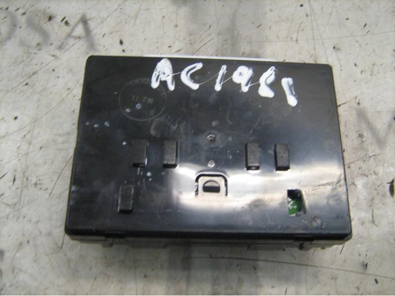 Recambio de modulo electronico para hyundai accent (mc) gls full crdi referencia OEM IAM 954001E321 97RA012033 97RA012033