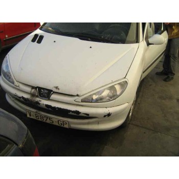 PEUGEOT 206 BERLINA