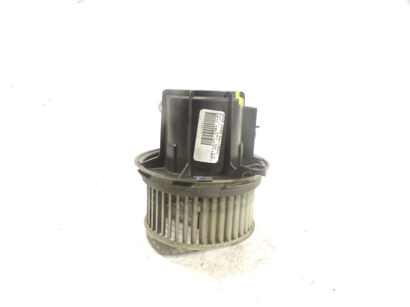 Recambio de motor calefaccion para mercedes-benz clase c (w204) berlina 2.2 cdi cat referencia OEM IAM A2048200008  