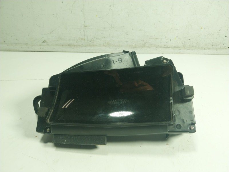 Recambio de cuadro instrumentos para toyota yaris cross (mxp_) 1.5 hybrid (mxpj10) referencia OEM IAM 831080D051  