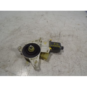 MOTOR ELEVALUNAS DELANTERO IZQUIERDO A2048200142 A204820142 