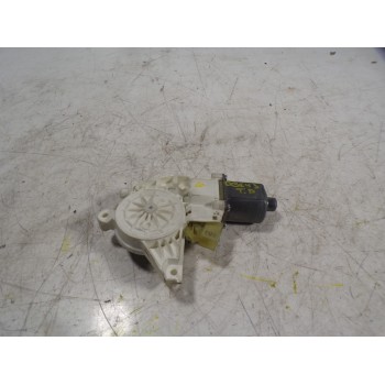 MOTOR ELEVALUNAS TRASERO DERECHO A2048200642 A2048200542 
