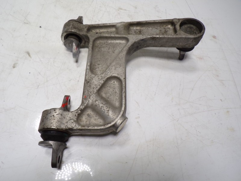 Recambio de brazo suspension superior trasero derecho para mclaren 570s spider p13 referencia OEM IAM  11B0078CP 