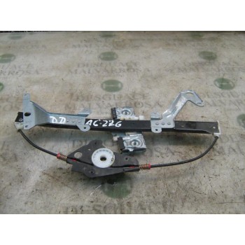 ELEVALUNAS DELANTERO DERECHO 