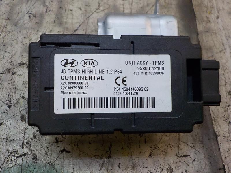 Recambio de modulo electronico para kia pro_ceed cat referencia OEM IAM 95800A2100 95800A2100 