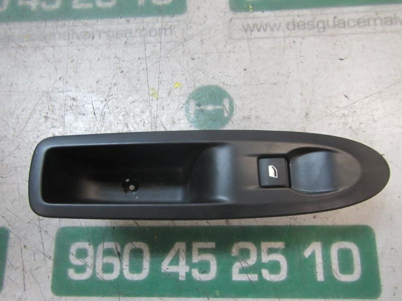 Recambio de mando elevalunas trasero derecho para citroën c4 lim. white attraction referencia OEM IAM 6490JZ 96657926XT 