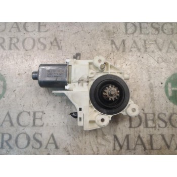 MOTOR ELEVALUNAS DELANTERO DERECHO 