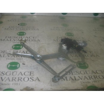 ELEVALUNAS DELANTERO DERECHO 