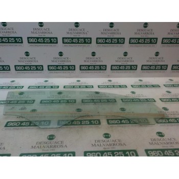 CRISTAL PUERTA DELANTERO DERECHO 824211H320 