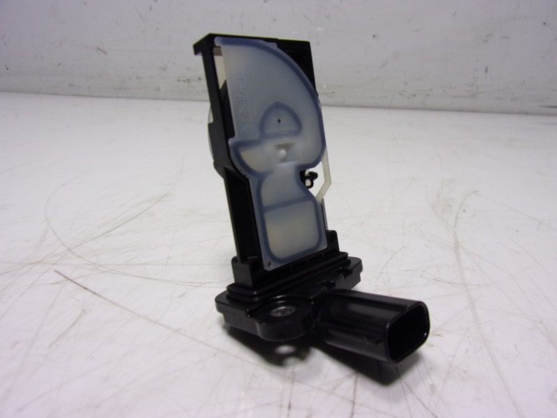 Recambio de caudalimetro para toyota yaris 1.5 vvti hev referencia OEM IAM 22204F2010 22204F2010 